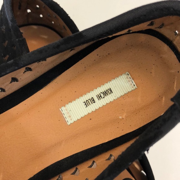 Kimchi Blue Perforated Black Loafer - Size 6 - Picture 4 of 5